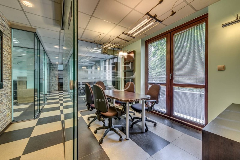 A louer  Bureau Sofia , Tsentar , 108 m² | 76094059 - image [7]