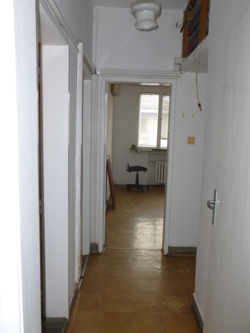 Дава под наем  Офис град София , Гео Милев , 120 кв.м | 47464071 - изображение [8]