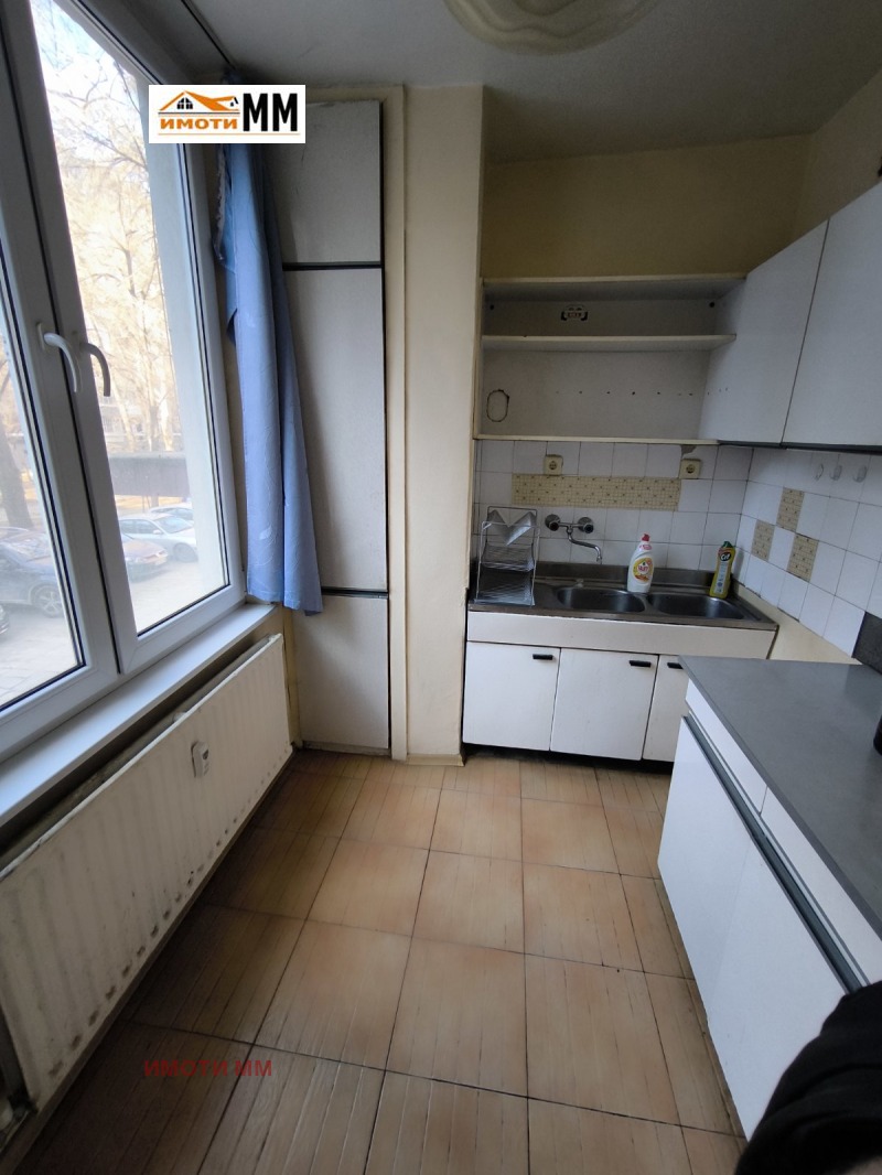 Дава под наем 3-СТАЕН, гр. Пловдив, Мараша