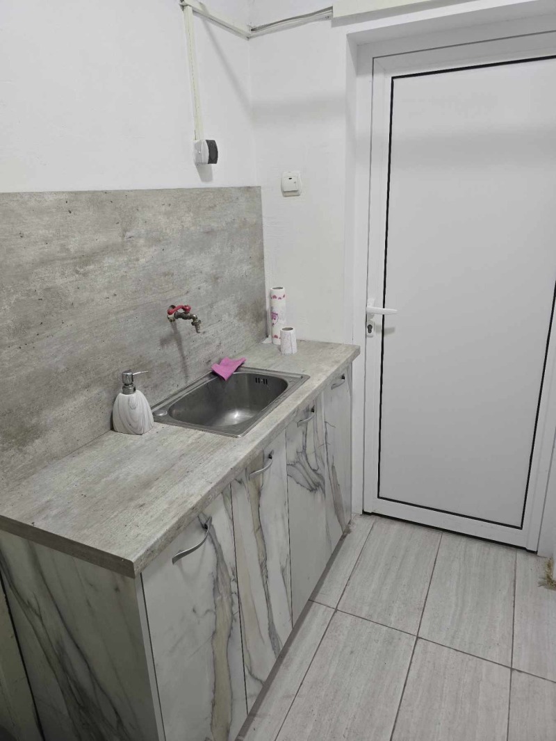 Te huur  Kantoor Plovdiv , Tsentar , 15 m² | 60478748 - afbeelding [3]