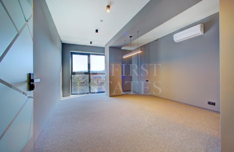 De inchiriat  Birou Sofia , Mladost 4 , 300 mp | 75548202 - imagine [6]
