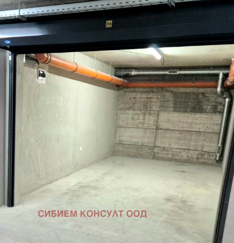 Дава под наем ГАРАЖ, ПАРКОМЯСТО, гр. София, Сухата река, снимка 3 - Гаражи и паркоместа - 55197424
