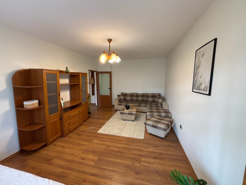 Para alugar  Estúdio Sofia , Mladost 4 , 50 m² | 82045154 - imagem [5]