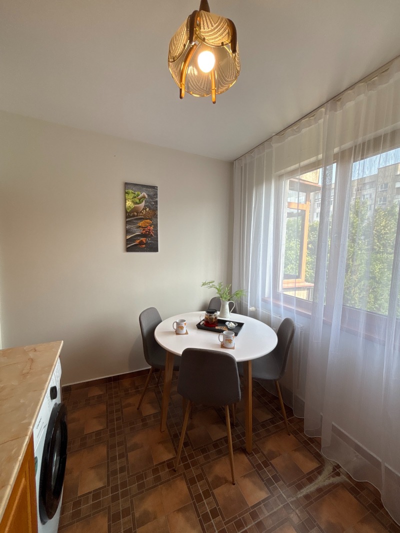 Para alugar  Estúdio Sofia , Mladost 4 , 50 m² | 82045154 - imagem [3]