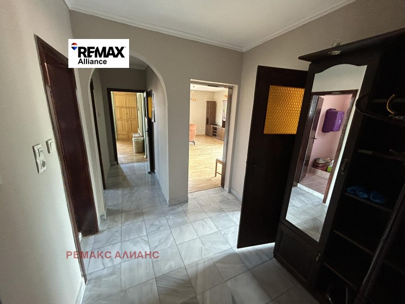 En renta  2 dormitorios Sofia , Knyazhevo , 90 metros cuadrados | 94989933 - imagen [16]