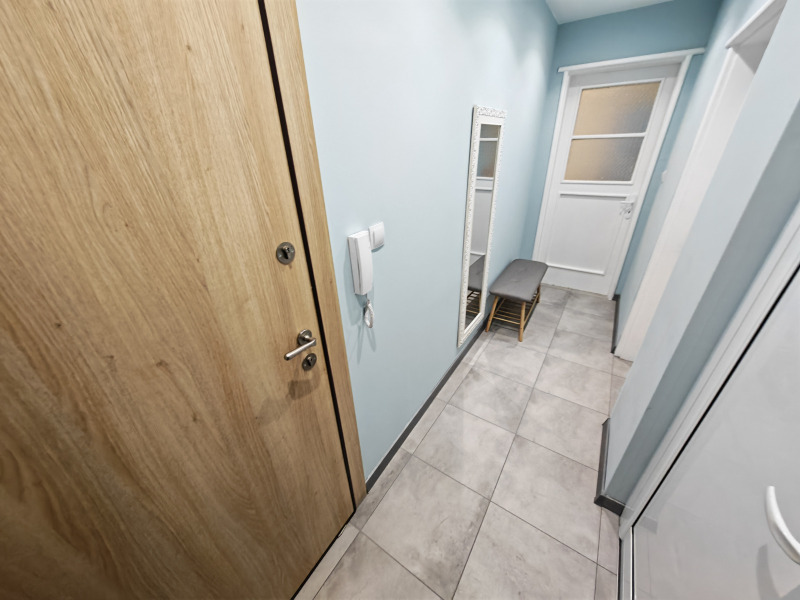 Дава под наем 3-СТАЕН, гр. София, Оборище, снимка 11 - Апартаменти - 53126799