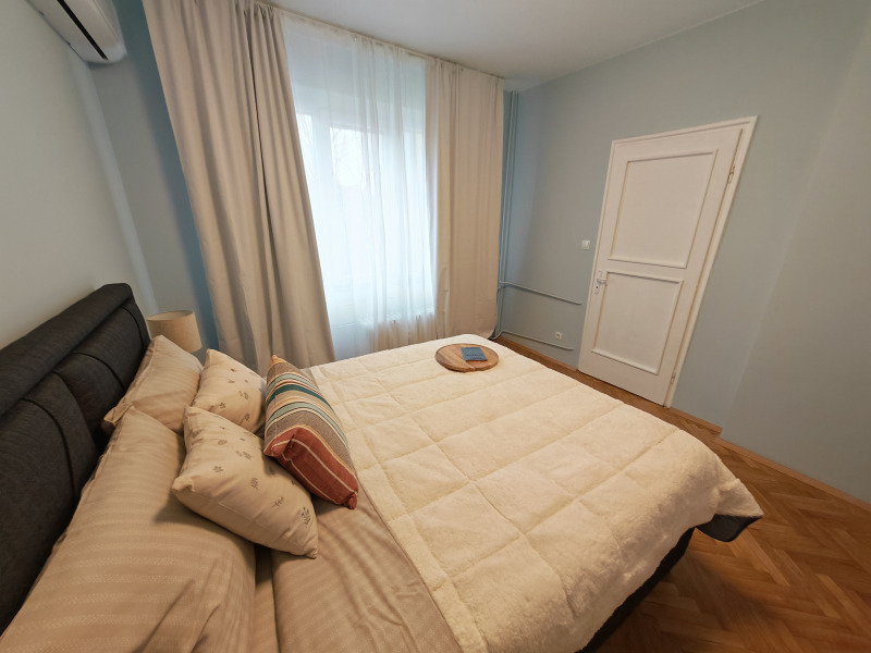 Дава под наем 3-СТАЕН, гр. София, Оборище, снимка 10 - Апартаменти - 53126799