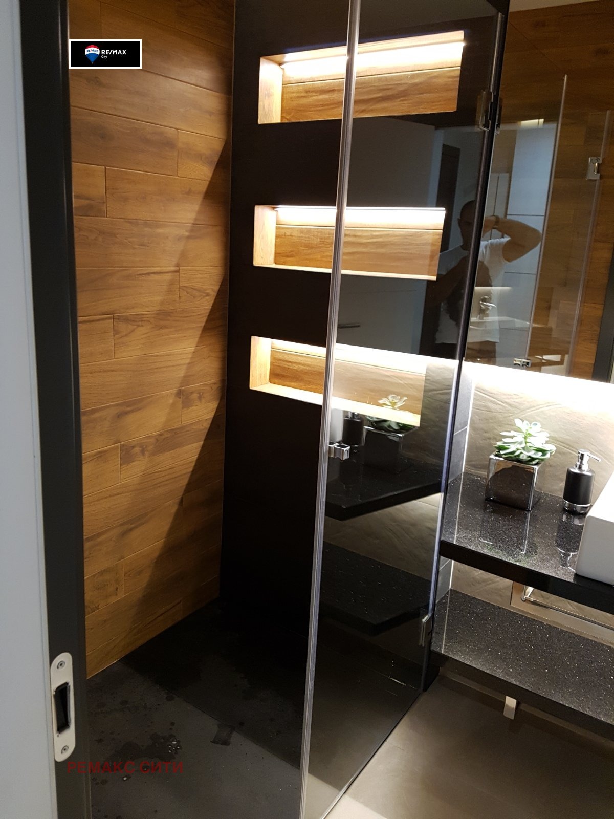 Дава под наем 3-СТАЕН, гр. София, Кръстова вада, снимка 12 - Апартаменти - 53679872