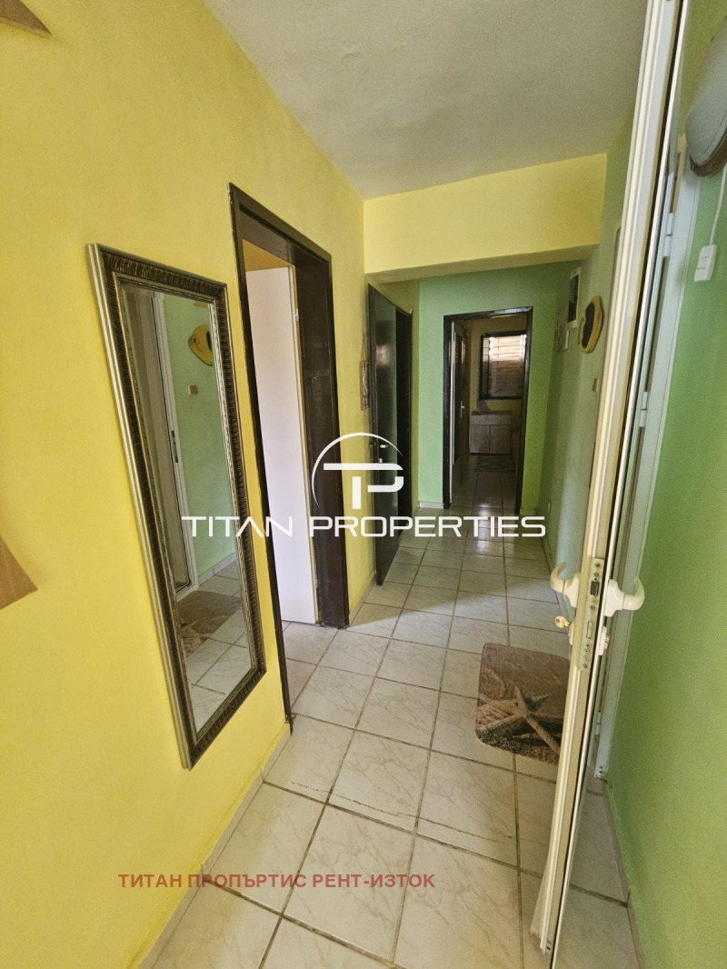 Дава под наем 4-СТАЕН, гр. Бургас, Център, снимка 2 - Апартаменти - 53017882