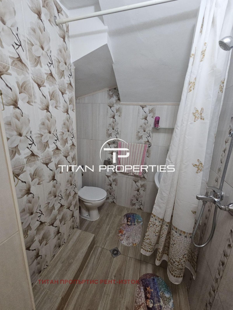 Дава под наем 4-СТАЕН, гр. Бургас, Център, снимка 8 - Апартаменти - 53017882