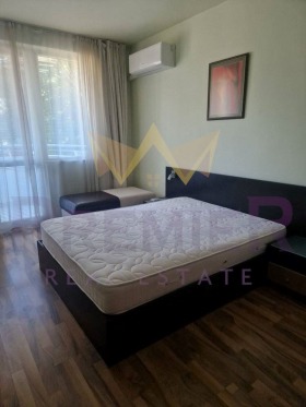 1 Schlafzimmer Asparuhowo, Warna 6