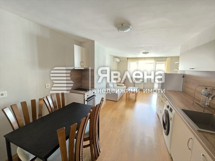 En renta  2 dormitorios Sofia , Tsentar , 94 metros cuadrados | 90122461