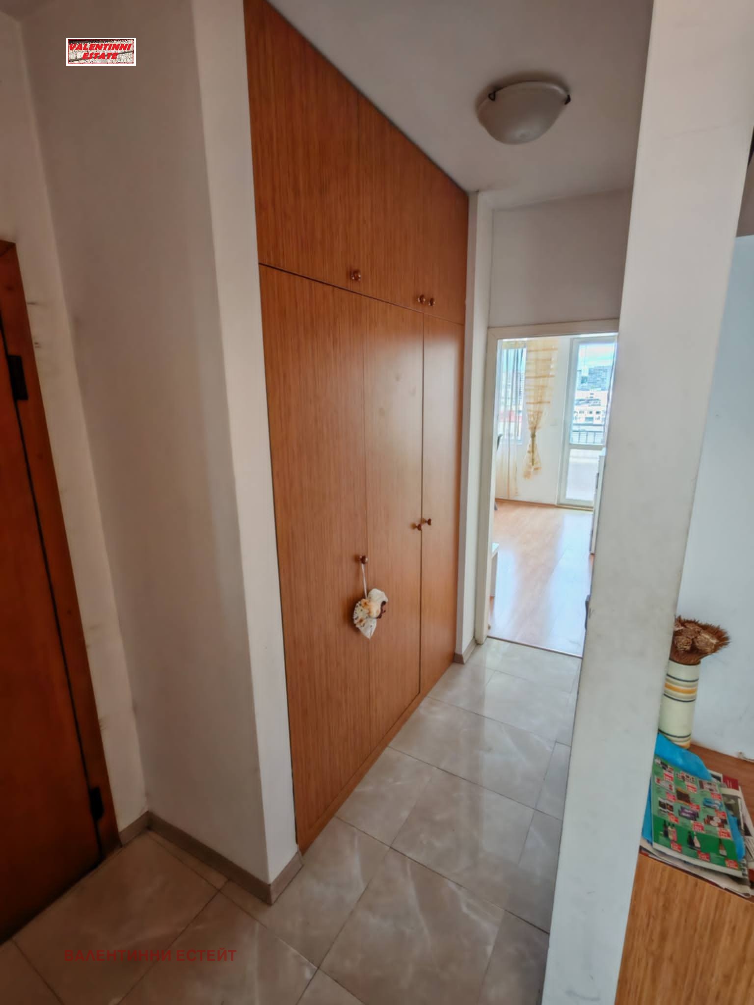Дава под наем 4-СТАЕН, гр. София, Дианабад, снимка 2 - Апартаменти - 54398644