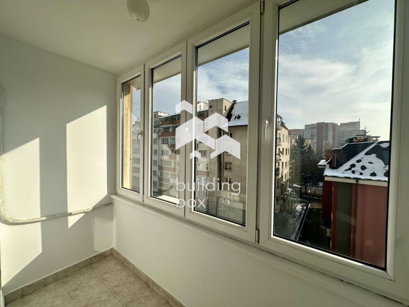 Zu vermieten  2 Schlafzimmer Sofia , Belite brezi , 120 qm | 56542909 - Bild [9]