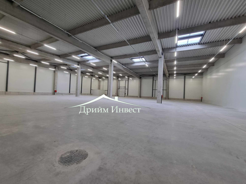 De inchiriat  Cladire industriala Plovdiv , Industrialna zona - Iug , 2000 mp | 96978035 - imagine [3]