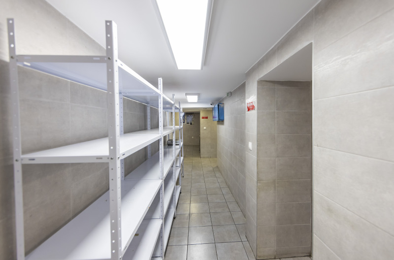 Дава под наем ПРОМ. ПОМЕЩЕНИЕ, гр. София, Център, снимка 4 - Производствени сгради - 53248086