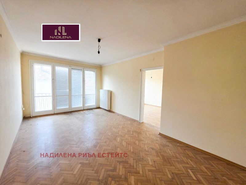 Дава под Наем ОФИС в град София, Център - 78 кв.м / 630 € » 1 232.17 лв., НАДИЛЕНА РИЪЛ ЕСТЕЙТС
