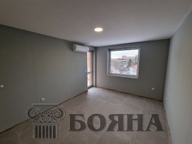 Офис Център, Русе 3