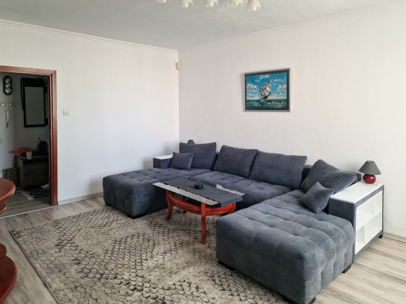 K pronájmu  2 ložnice Sofia , Zona B-18 , 110 m2 | 72325896 - obraz [8]