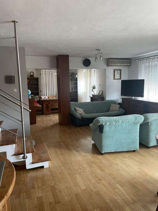 Do wynajęcia  Domek Plowdiw , Mladeżki Chalm , 200 mkw | 22316338 - obraz [2]