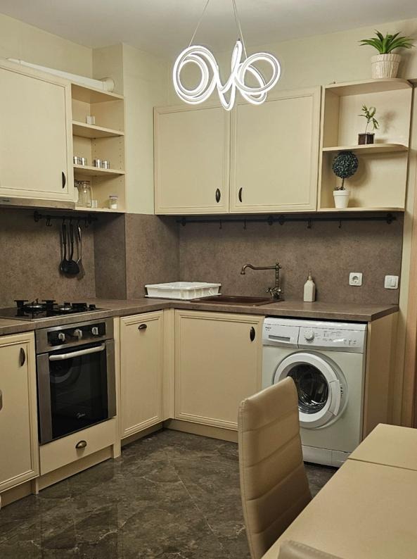 Para alugar  1 quarto Plovdiv , Maracha , 70 m² | 90111892