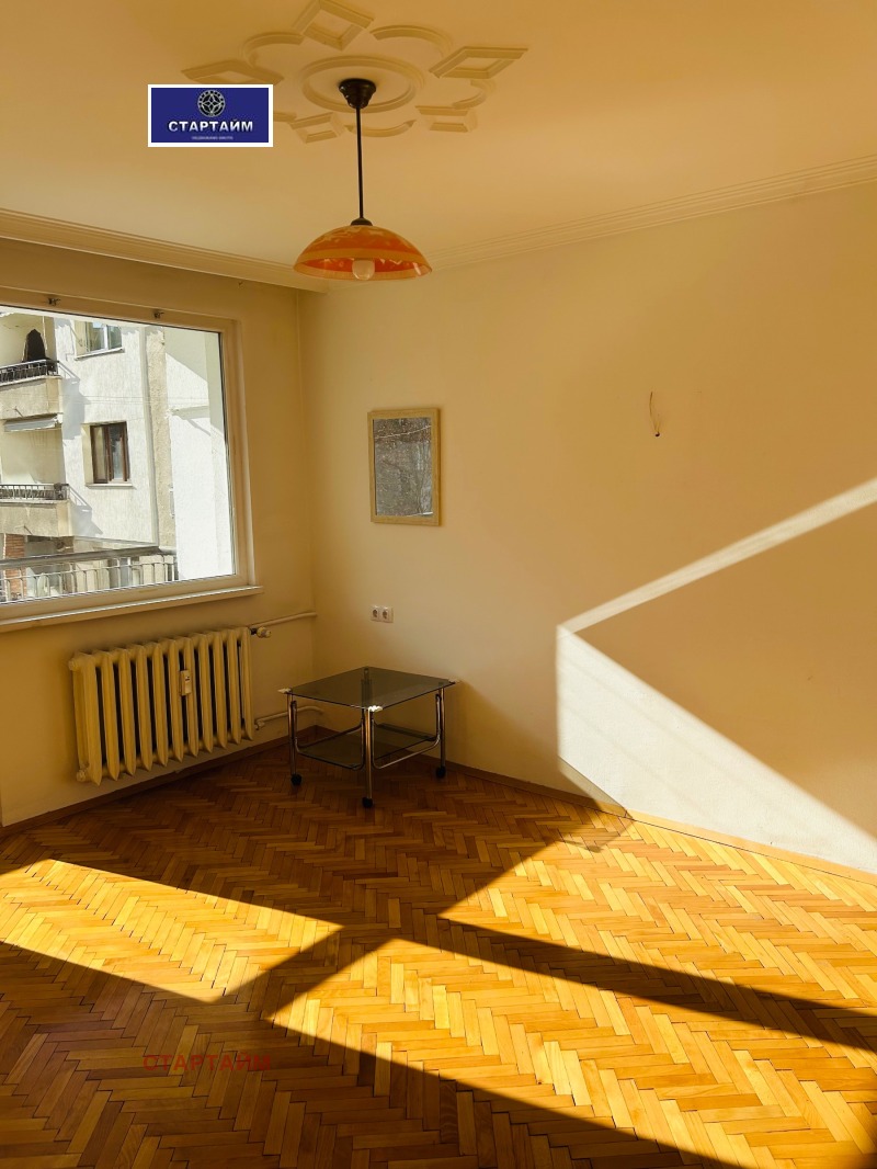 Дава под наем 2-СТАЕН, гр. София, Иван Вазов, снимка 10 - Апартаменти - 53053836