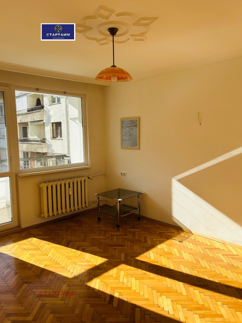 Дава под наем 2-СТАЕН, гр. София, Иван Вазов, снимка 9 - Апартаменти - 53053836