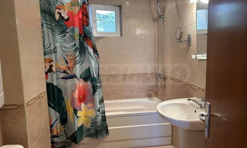 Te huur  2 slaapkamers Varna , k.k. Zlatni pjasatsi , 100 m² | 74235642 - afbeelding [15]
