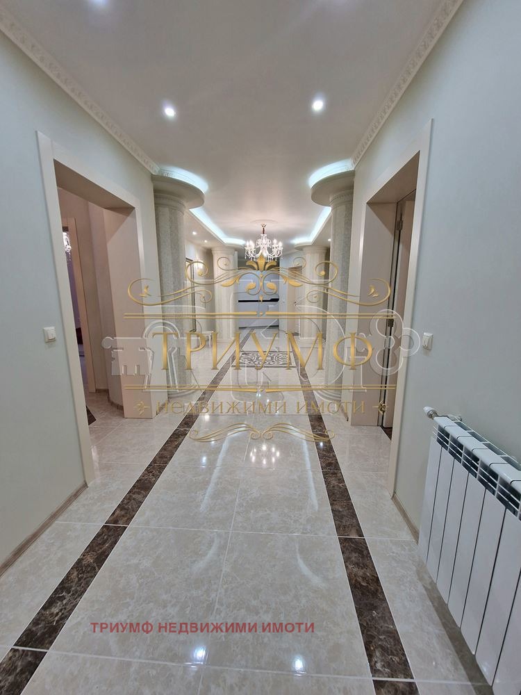 Para alugar  Mais de 3 quartos Varna , Mladost 2 , 300 m² | 54669262 - imagem [4]