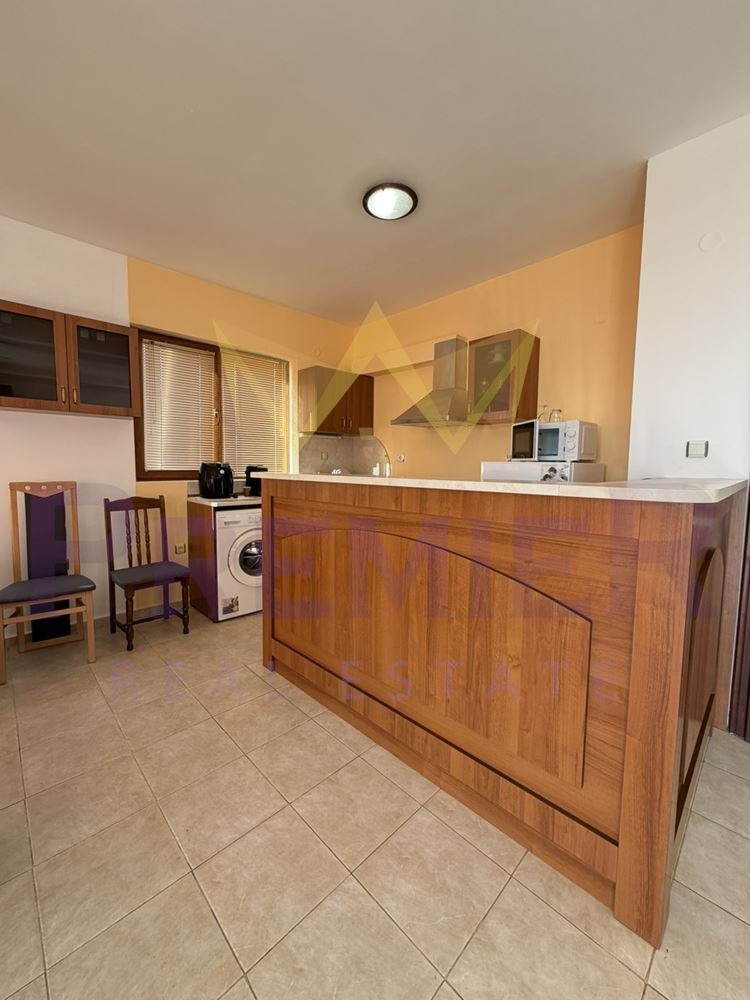 Дава под наем ЕТАЖ ОТ КЪЩА, гр. Варна, Бриз