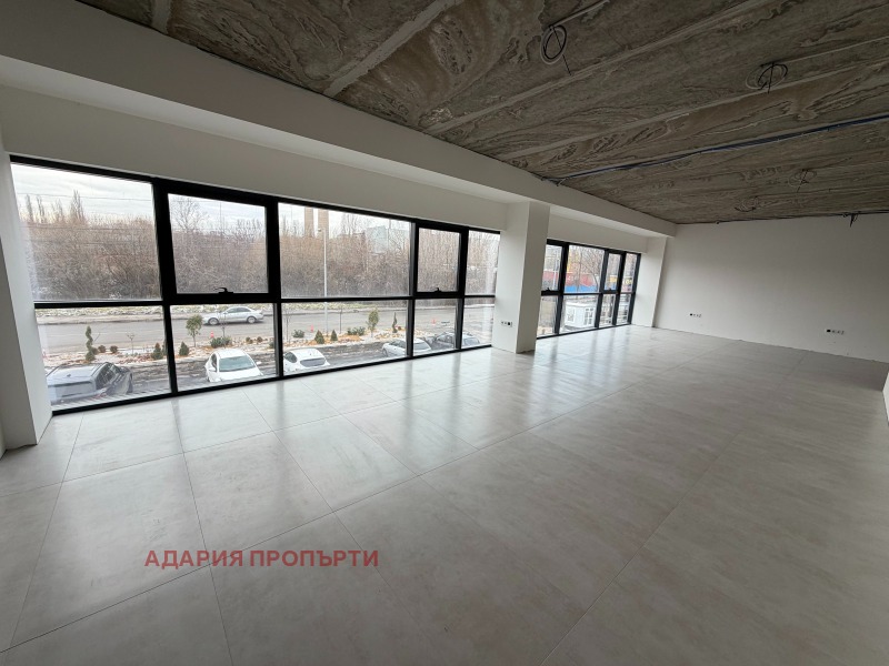 Дава под наем ПРОМ. ПОМЕЩЕНИЕ, гр. Перник, Промишлена зона, снимка 4 - Производствени сгради - 53215353