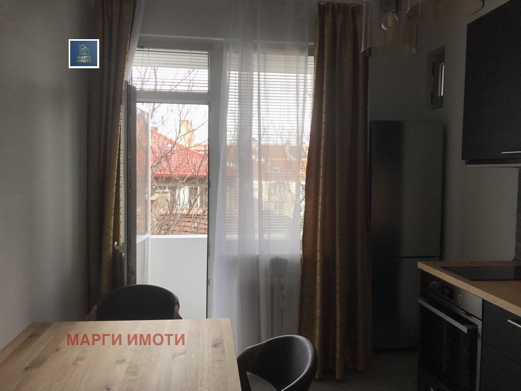 Дава под наем 3-СТАЕН, гр. София, Център, снимка 12 - Апартаменти - 53672356