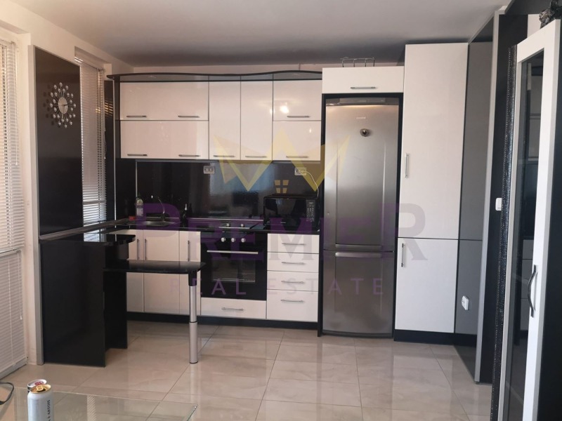 Дава под Наем 2-СТАЕН в град Варна, Гръцка махала - 60 кв.м / 460 € » 899.68 лв., ИМОТИ ПРЕМИЕР- ВАРНА