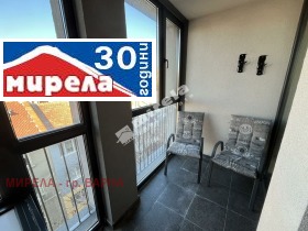 2-стаен град Варна, Център 8