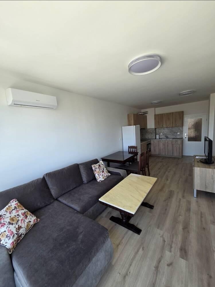 A louer  1 chambre Plovdiv , Yujen , 62 m² | 38091476