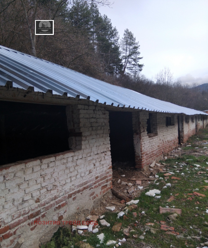 Дава под наем МЯСТО, гр. Дупница, област Кюстендил, снимка 2 - Парцели - 52997771