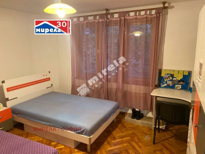 För uthyrning  Hus Sofia , v.z.Amerikanski kolej , 240 kvm | 48364864 - bild [7]