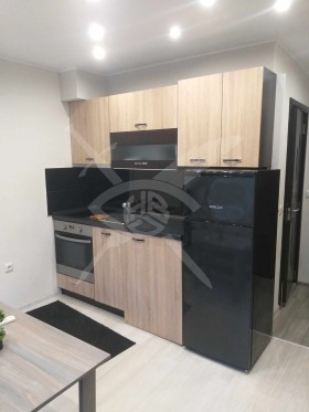 1 dormitor Grand Mol, Varna