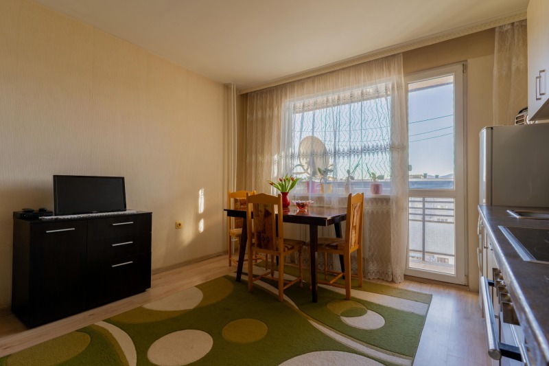 Дава под Наем 1-СТАЕН в град Перник, Изток - 49 кв.м / 300 € » 586.75 лв., ИНЕС