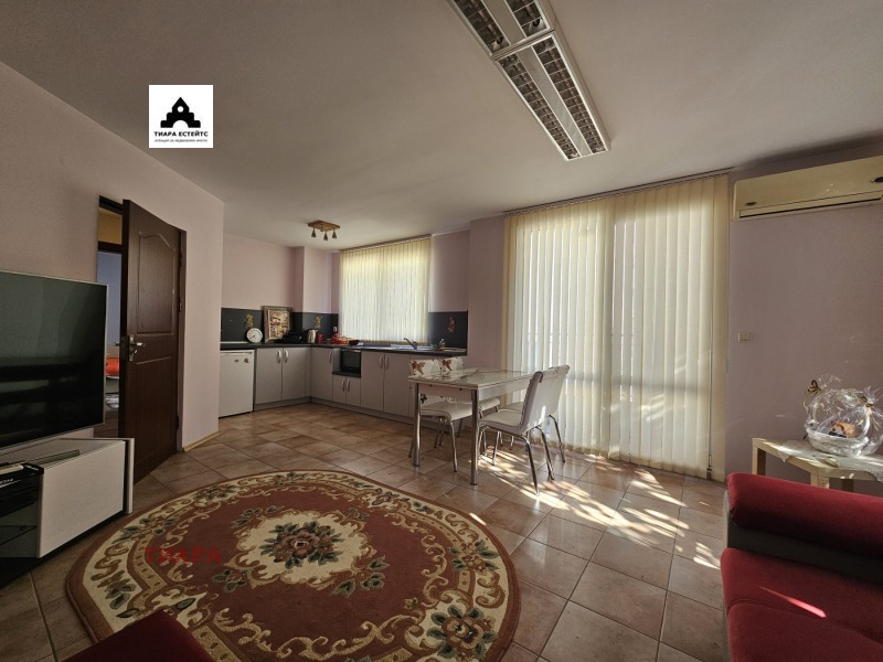 Дава под наем 2-СТАЕН, гр. Варна, Център, снимка 2 - Апартаменти - 53231403