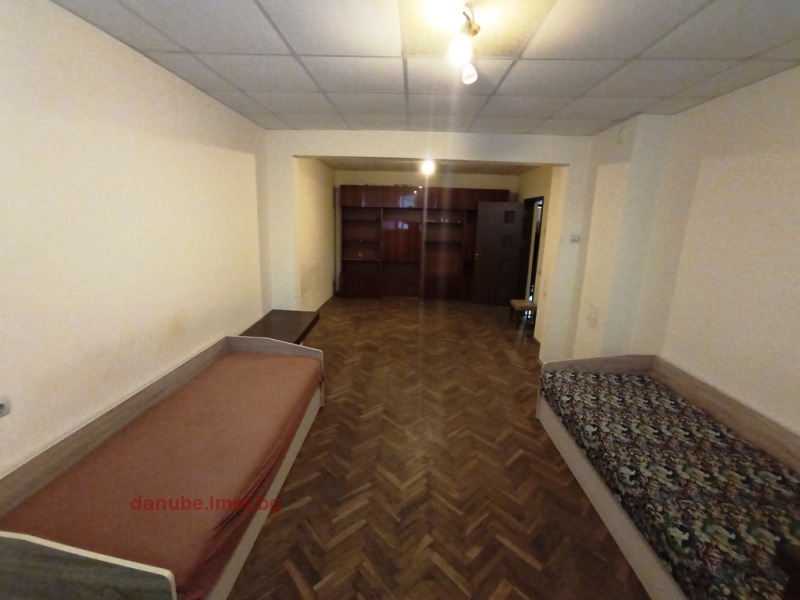 Дава под наем  3-стаен град Русе , Център , 75 кв.м | 29047744 - изображение [4]