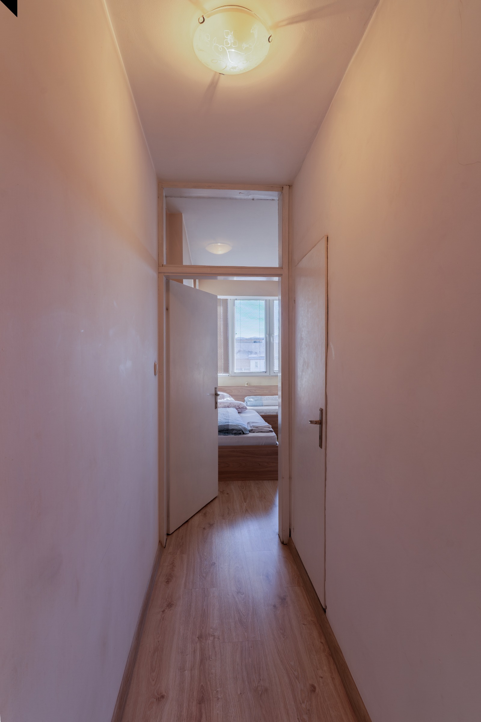 Дава под наем 1-СТАЕН, гр. Перник, Мошино, снимка 15 - Апартаменти - 54064830