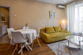 2 bedroom Tsentar, Sofia 1