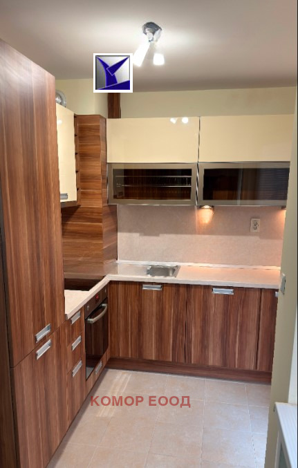 Дава под наем  2-стаен град Русе , Център , 73 кв.м | 50027682