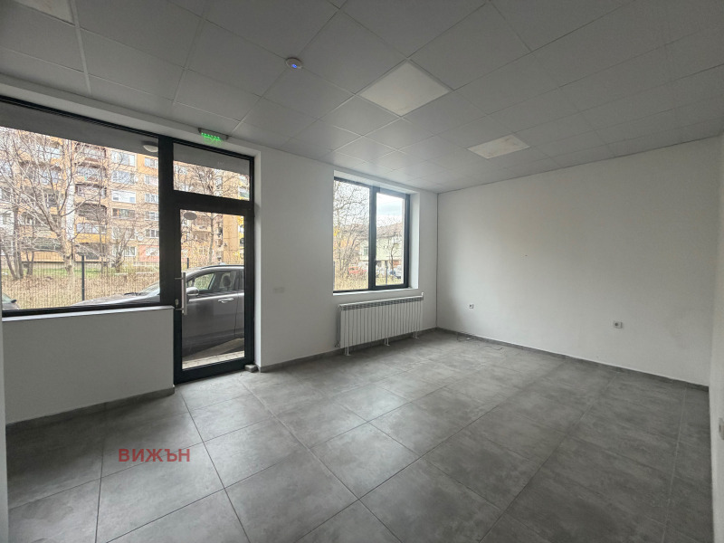 Дава под наем МАГАЗИН, гр. Перник, Център, снимка 7 - Магазини - 52664645