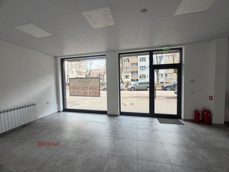 Дава под наем МАГАЗИН, гр. Перник, Център, снимка 3 - Магазини - 52664645