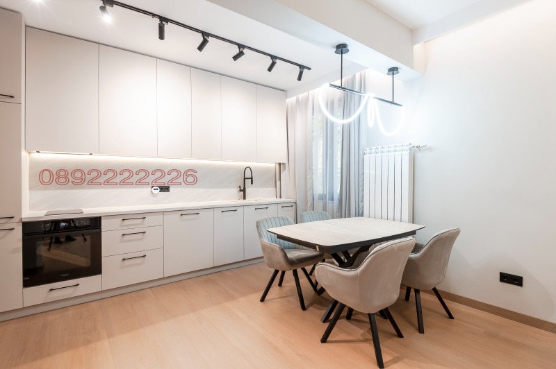 A louer  1 chambre Sofia , Tsentar , 60 m² | 30156316