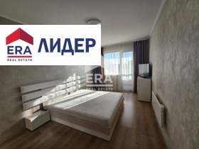 2-стаен град Русе, Хъшове