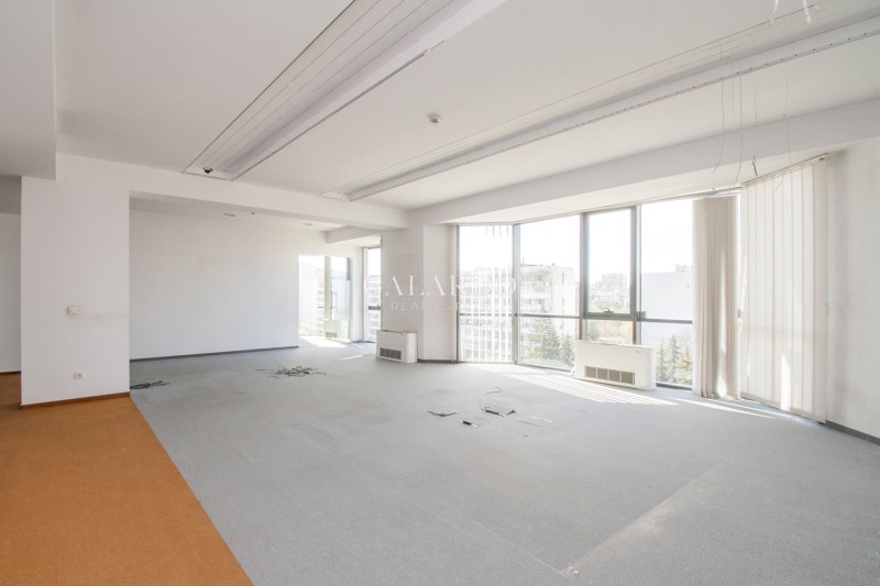 K pronájmu  Kancelář Sofia , Goce Delčev , 332 m2 | 34790358