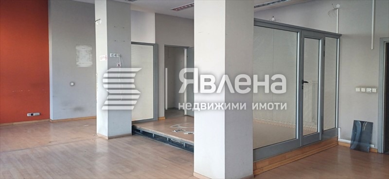 Издаје се  Схоп Софија , Центар , 98 м2 | 46336017 - слика [4]